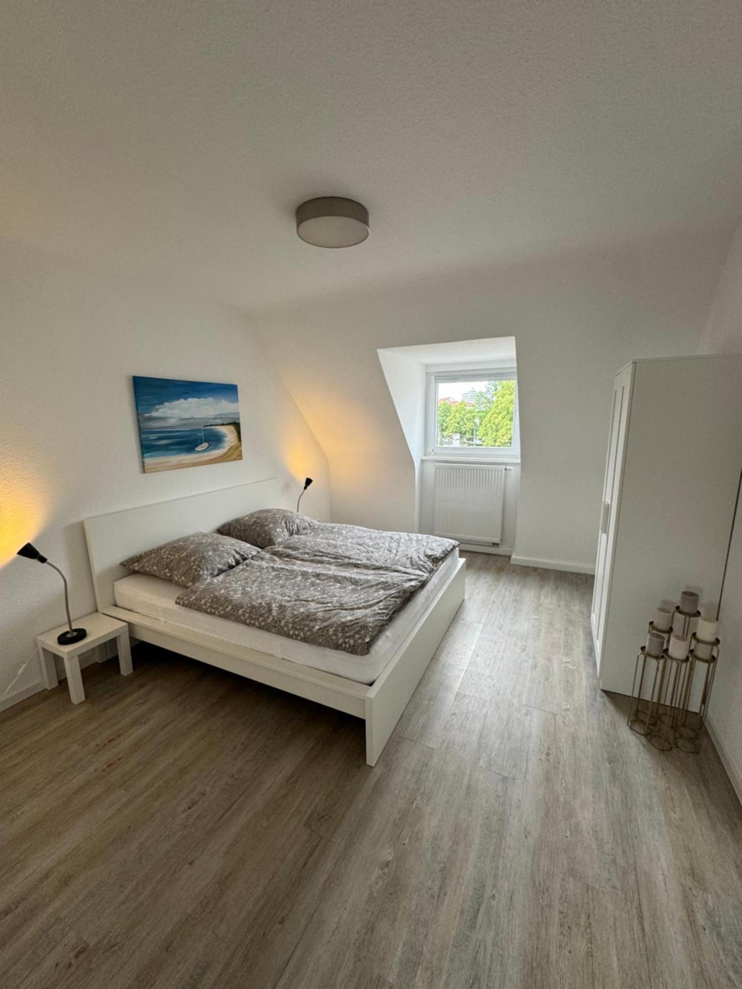 Moderne 2,5-zimmer In Toplage